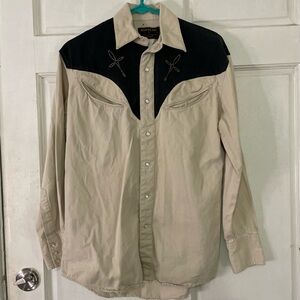 Vintage Men’s cream and black pearl snap size small